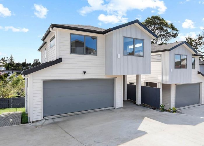  at 144 Oaktree Avenue, Browns Bay, Auckland