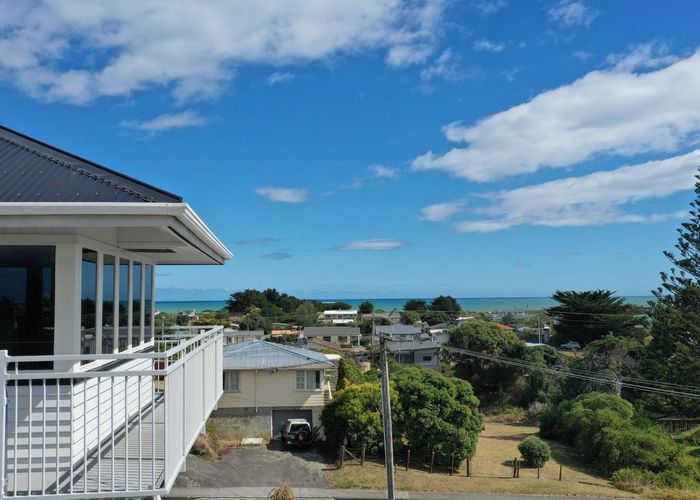  at 112 Kahukura Avenue, Waitarere Beach, Horowhenua, Manawatu / Whanganui