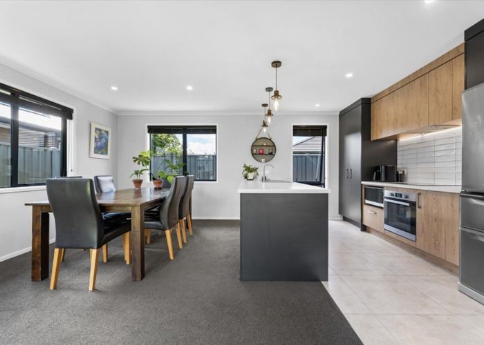  at 72 Tabraham Crescent, Pyes Pa, Tauranga, Bay Of Plenty