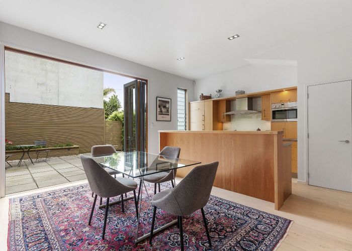  at 48A Anglesea Street (furnished), Freemans Bay, Auckland City, Auckland