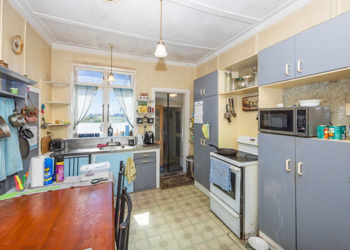  at 46 Renown Road, Waikokowai