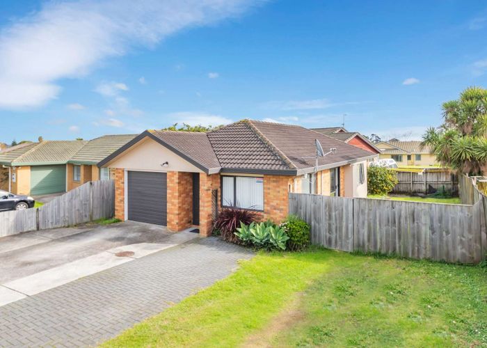  at 21   Rebecca Rise Weymouth,, Weymouth, Manukau City, Auckland