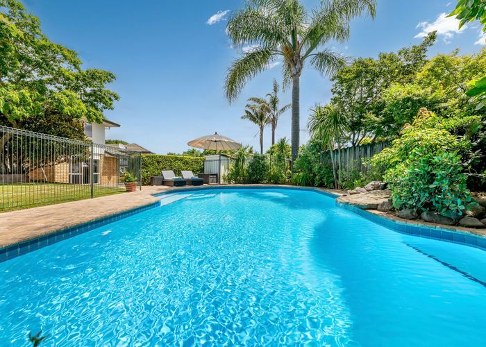  at 16 Del Mar Court, Shamrock Park, Manukau City, Auckland