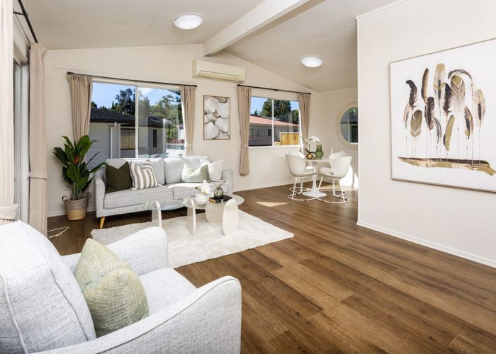  at 43 Valley View Road, Glenfield, North Shore City, Auckland