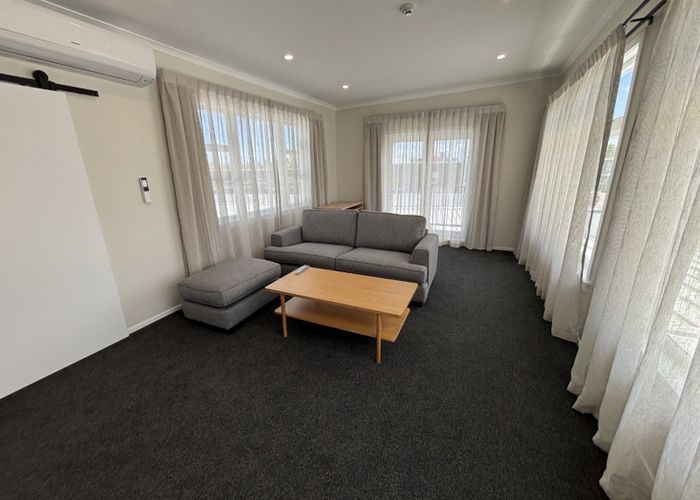  at 114c College Street, Awapuni, Palmerston North, Manawatu / Whanganui