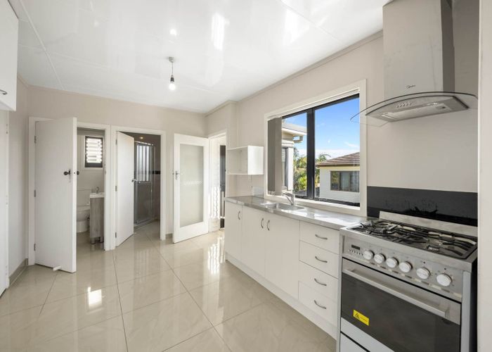  at 1/235 Titirangi Road, Titirangi, Waitakere City, Auckland