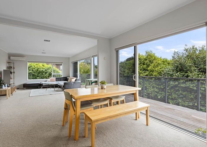  at 2/13 Kiri Place, Mairangi Bay, Auckland