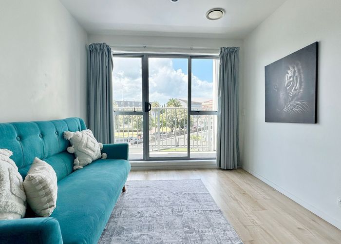  at 107/8 Ronayne Street, Auckland Central, Auckland