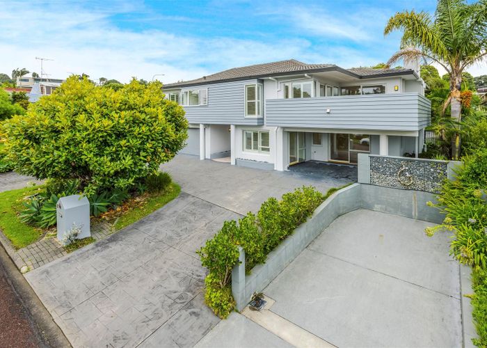  at 8 Poseidon Place, Half Moon Bay, Auckland