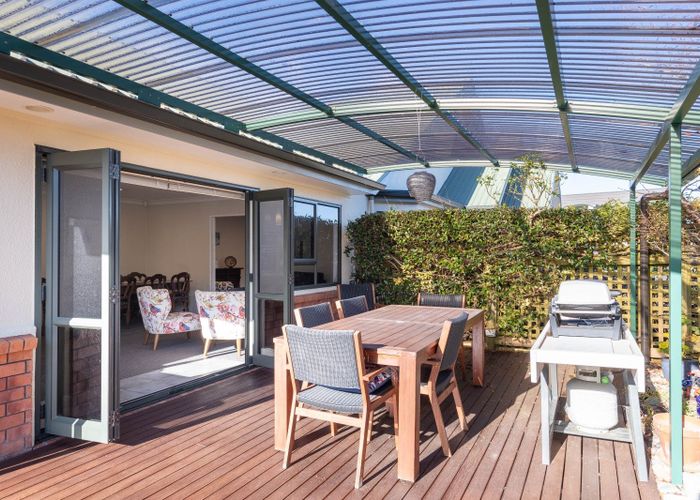  at 17 Mary Huse Grove, Manor Park, Lower Hutt, Wellington