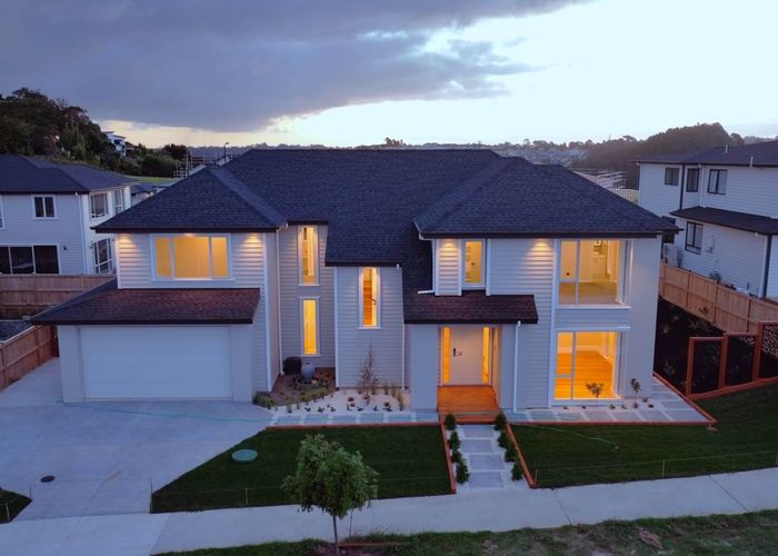  at 4 Paikea Street, Albany Heights, Auckland