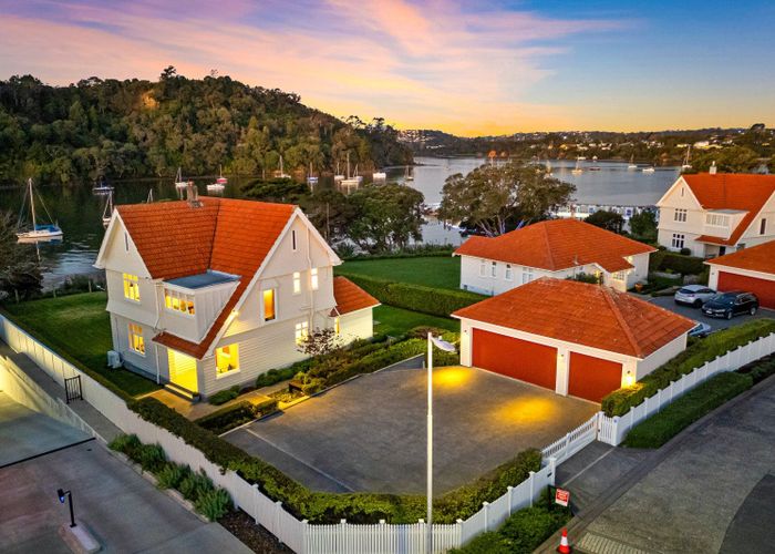  at 14 Marlborough Crescent, Hobsonville, Waitakere City, Auckland