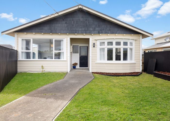  at 64 Ellesmere Avenue, Miramar, Wellington
