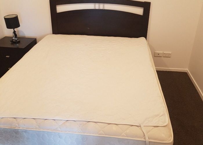  at 1B/84 Gunner Drive, Te Atatu Peninsula, Waitakere City, Auckland
