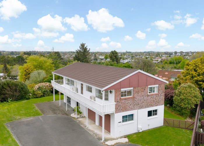  at 8 Titoki Place, Pukete, Hamilton
