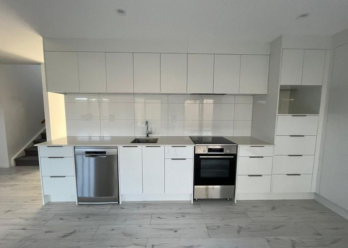  at 4A Worcester Road, Meadowbank, Auckland