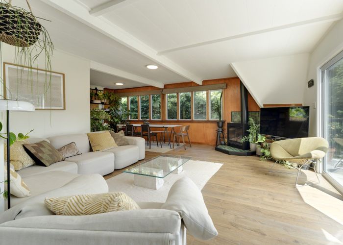  at 696 Peninsula Road, Kelvin Heights, Queenstown