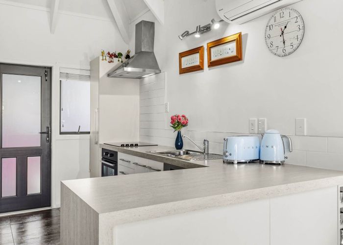  at 6/58 Manuroa Road, Takanini, Papakura, Auckland