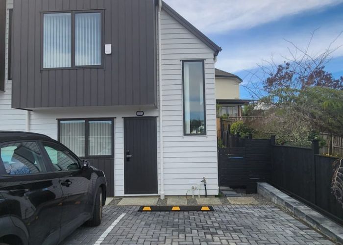  at 8/18 Kinross Street, Blockhouse Bay, Auckland City, Auckland