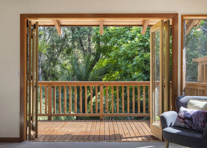  at 191 Scenic Drive, Titirangi, Waitakere City, Auckland