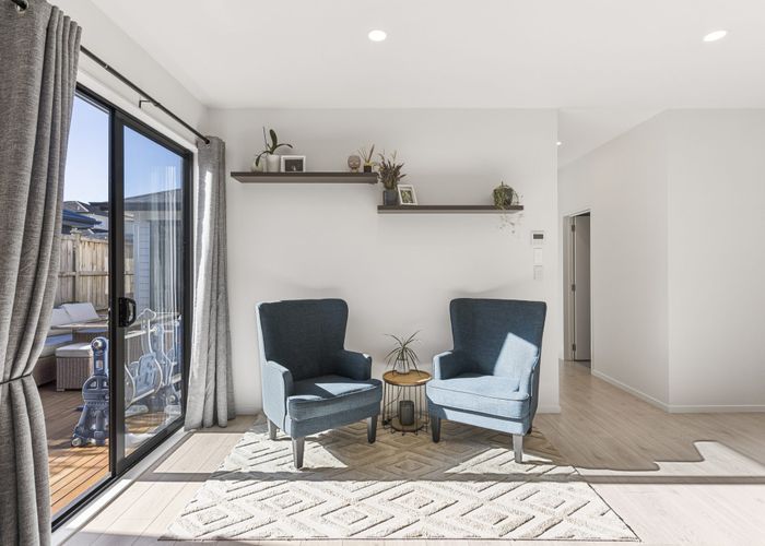  at 9 Lusitano Drive, Karaka, Papakura