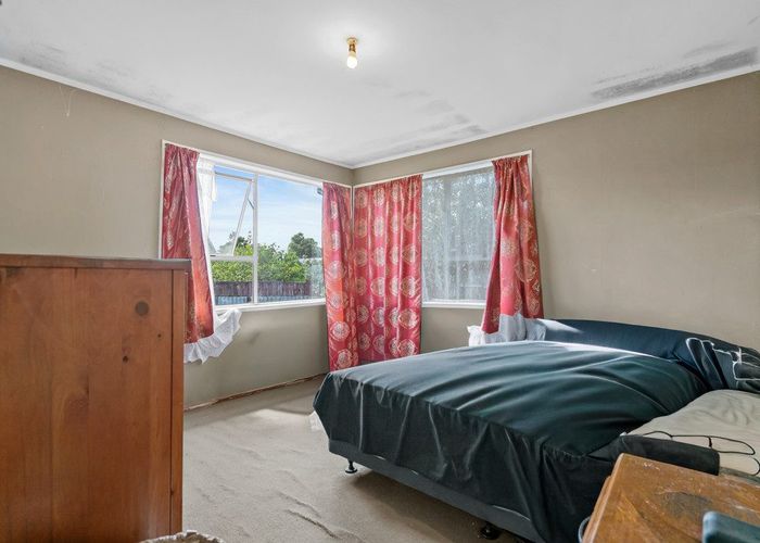 at 30 Staverton Crescent, Mangere, Manukau City, Auckland