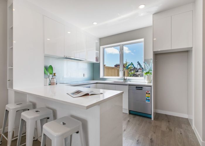  at 227 Jack Lachlan Drive, Beachlands, Manukau City, Auckland