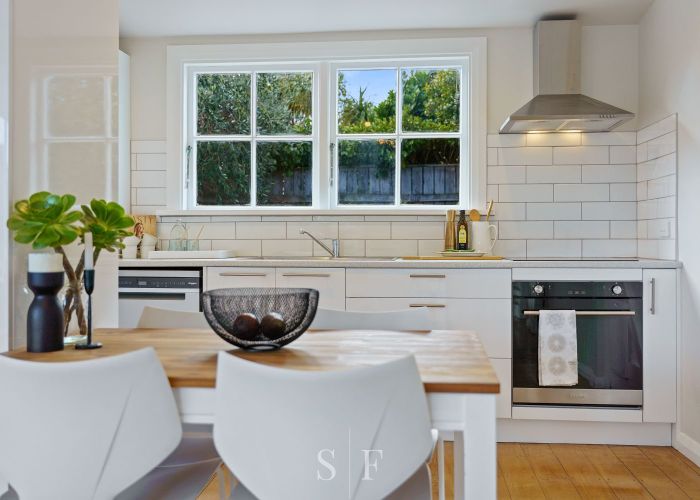  at 15 Rauparaha Street, Waikanae Beach, Kapiti Coast, Wellington