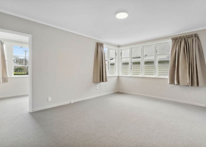  at 17 Manapau Street, Meadowbank, Auckland