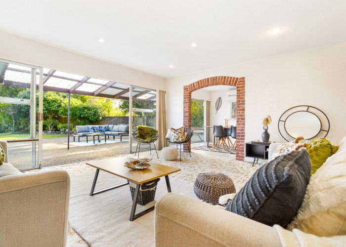  at 28 Dawnhaven Drive, Te Atatu Peninsula, Waitakere City, Auckland