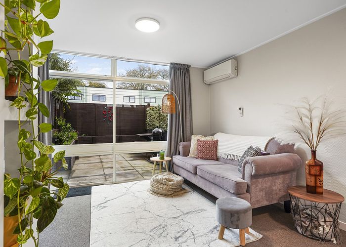  at 4/1 Coates Street, Hamilton East, Hamilton, Waikato