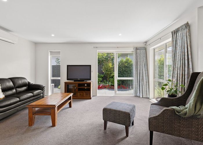  at 2/105 Brynley Street, Hornby, Christchurch