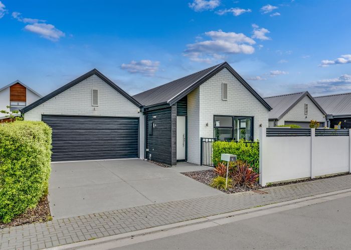  at 6 Faversham Lane, Casebrook, Christchurch