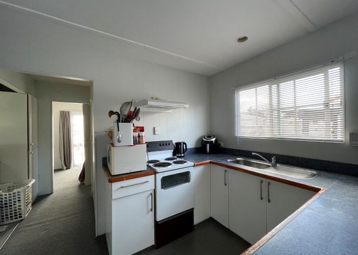  at 10A  Fisher Crescent, Otara, Manukau City, Auckland