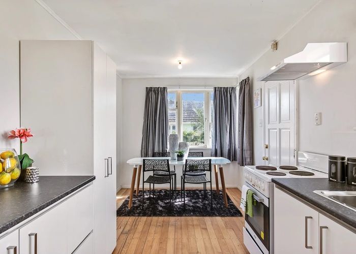  at 27 Watts Road, Manurewa, Manukau City, Auckland