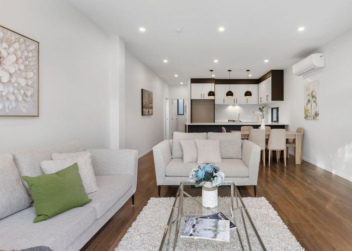  at 10A Egret Court, Unsworth Heights, North Shore City, Auckland