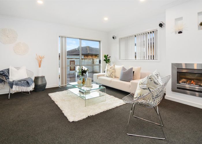  at 6/2 Grace Avenue, Leamington, Cambridge