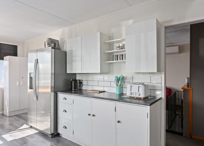  at 6 Ralph Street, Tamarau, Gisborne