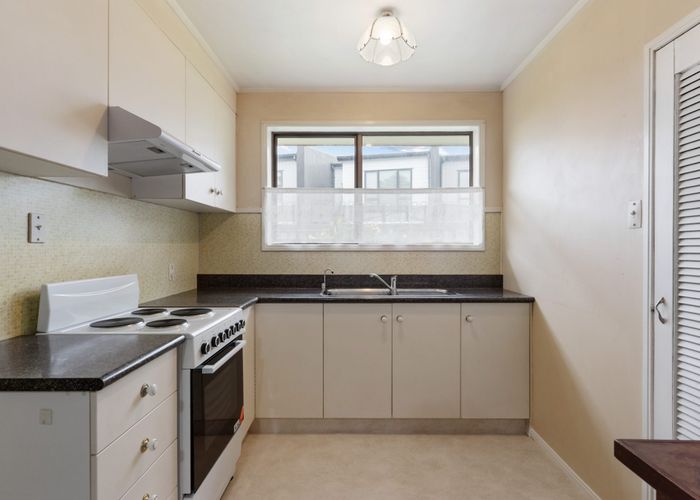  at 2/23 Fairview Road, Papatoetoe, Manukau City, Auckland