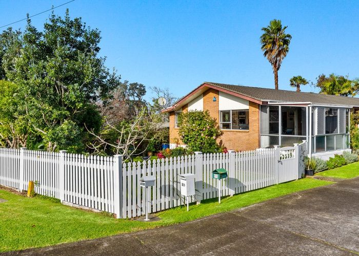  at 1/5 Tobruk Crescent, Milford, North Shore City, Auckland