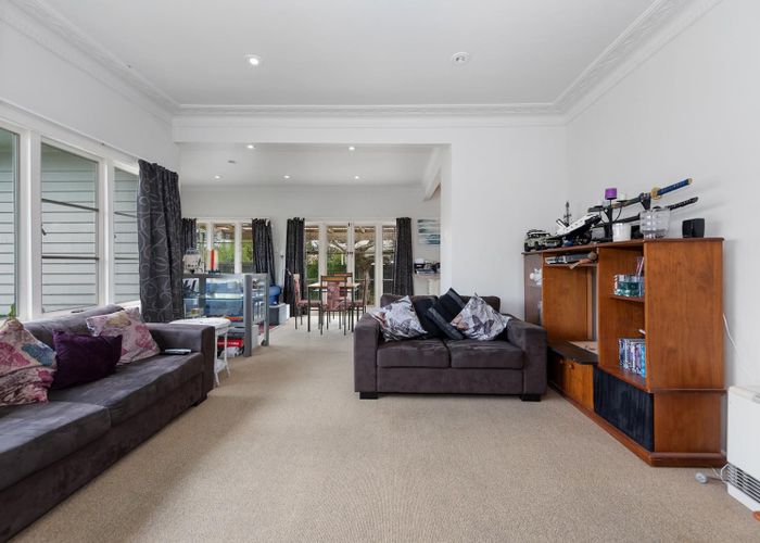  at 14 Sandwich Road, St Andrews, Hamilton