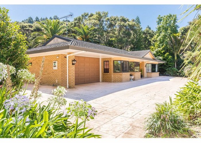  at 209 Woodlands Park Road, Titirangi, Waitakere City, Auckland