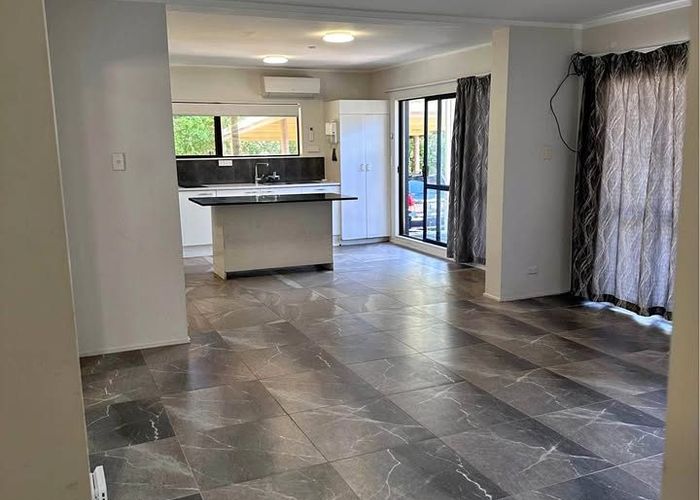  at 49a Alexander Avenue, Torbay, North Shore City, Auckland