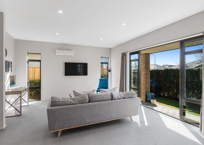  at 8 Saracen Avenue, Northwood, Christchurch