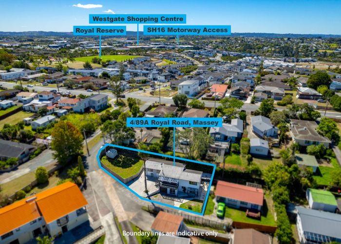  at 4/89A Royal Road, Massey, Auckland