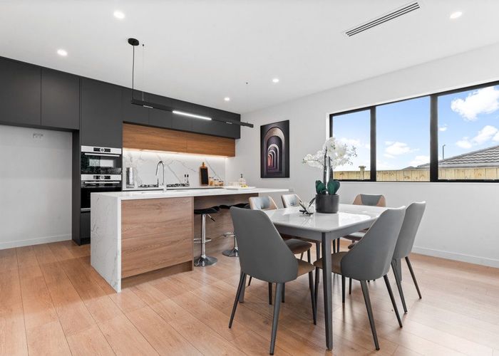 For sale 1 Anehu Place, Greenhithe, North Shore City, Auckland