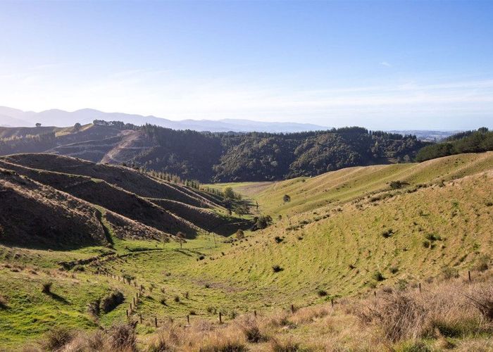  at 0 Win Valley Road, Dovedale, Wakefield