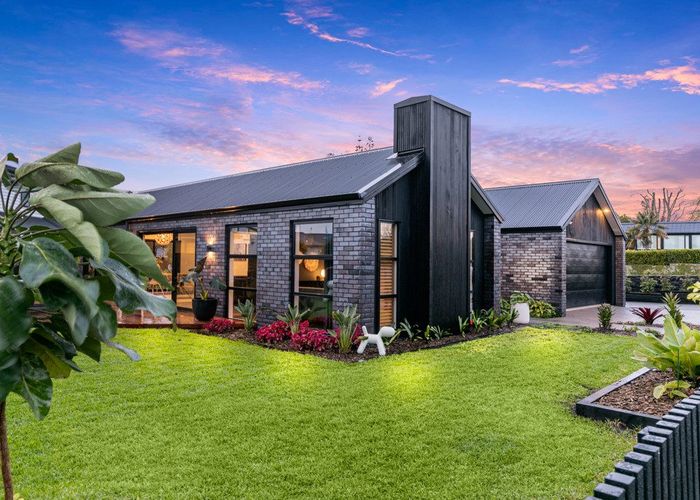  at 4A Roland Road, Greenhithe, Auckland