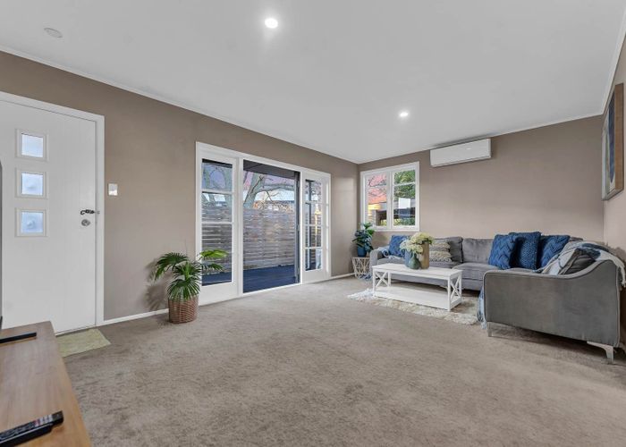  at 34 Edwards Avenue, Henderson, Waitakere City, Auckland