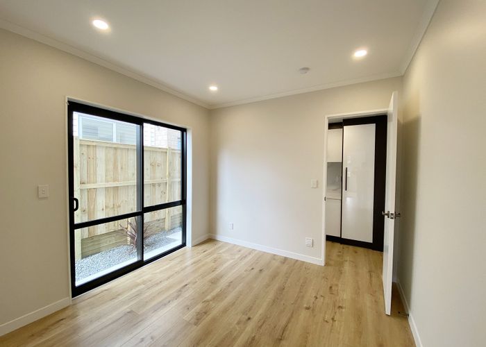  at 2 Clonmany Road, Flat Bush, Manukau City, Auckland